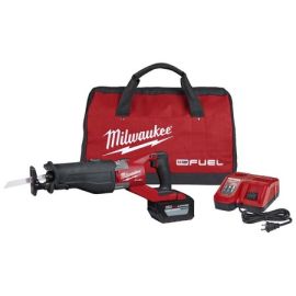 Milwaukee 2722-21HD M18 FUEL™ SUPER SAWZALL® Reciprocating Saw Kit